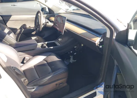 2022 Tesla Model Y Long Range Dual Motor All-Wheel Drive из США, поврежденный, VIN 7SAYGDEE2NF385647